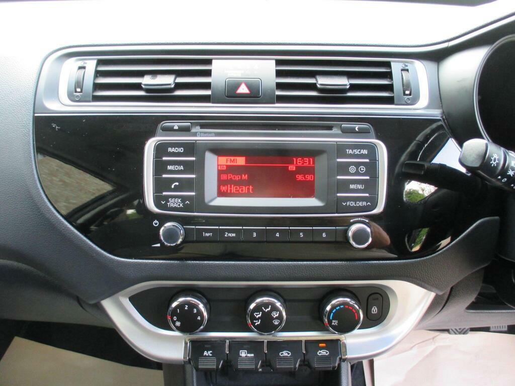 Kia RIO 1.1 Crdi Ecodynamics Se Hatchback Manua Red #15