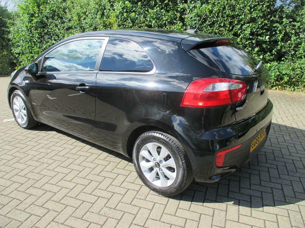 Kia RIO 1.1 Crdi Ecodynamics Se Hatchback Manua Red #8