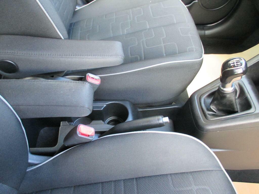 Kia Venga 1.6 3 Mpv #36