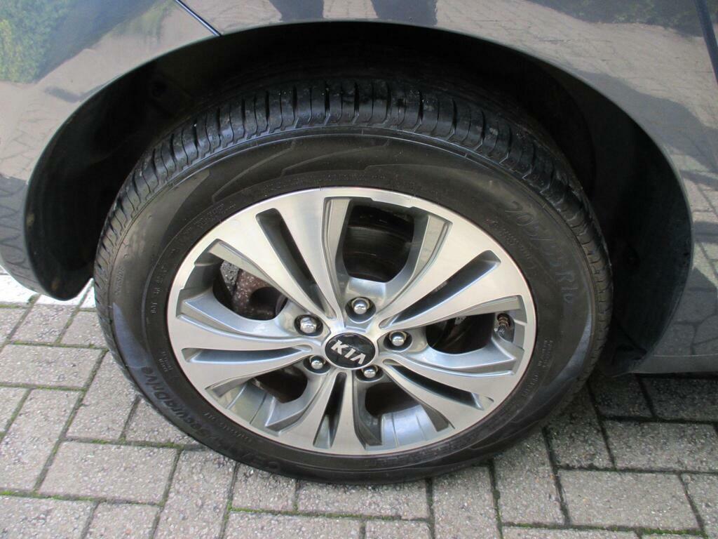 Kia Venga 1.6 3 Mpv #12