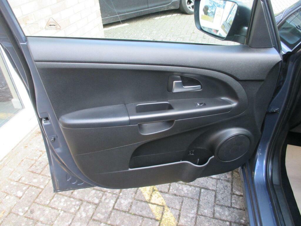 Kia Venga 1.6 3 Mpv #42