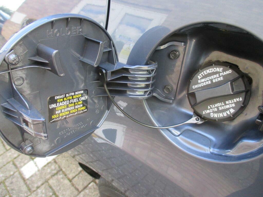 Kia Venga 1.6 3 Mpv #46