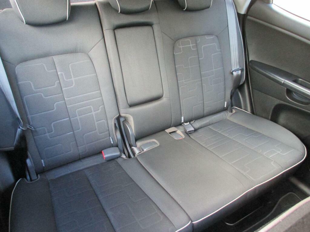 Kia Venga 1.6 3 Mpv #27