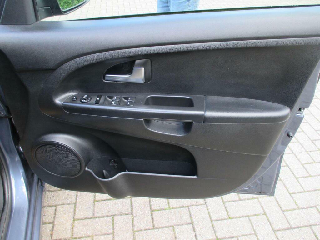 Kia Venga 1.6 3 Mpv #39