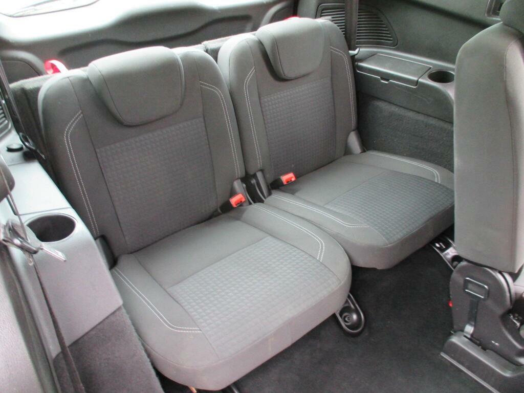 Ford Grand C-Max Zetec Blue #32