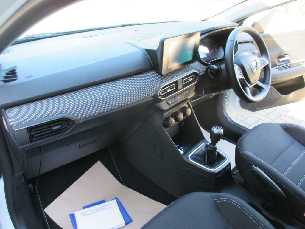 Dacia Sandero Sandero Essential Sce Black #16