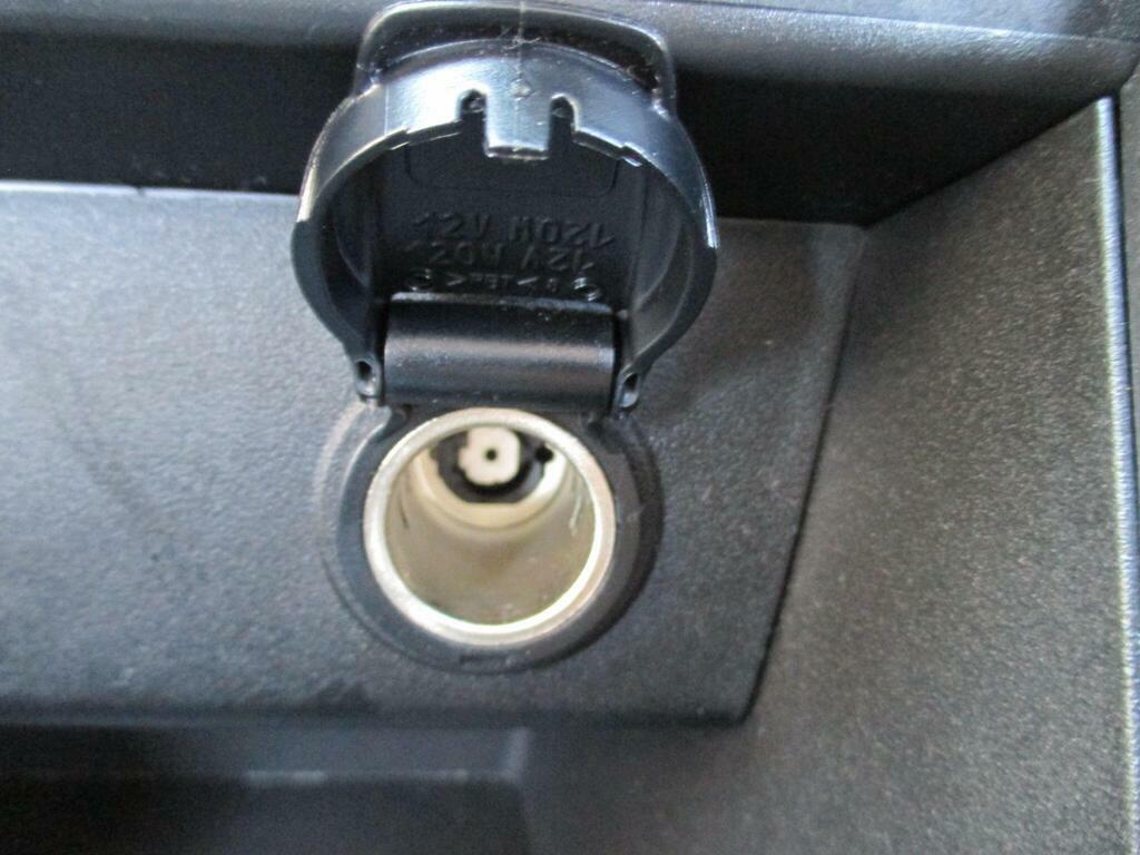 Dacia Sandero Sandero Essential Sce Black #39