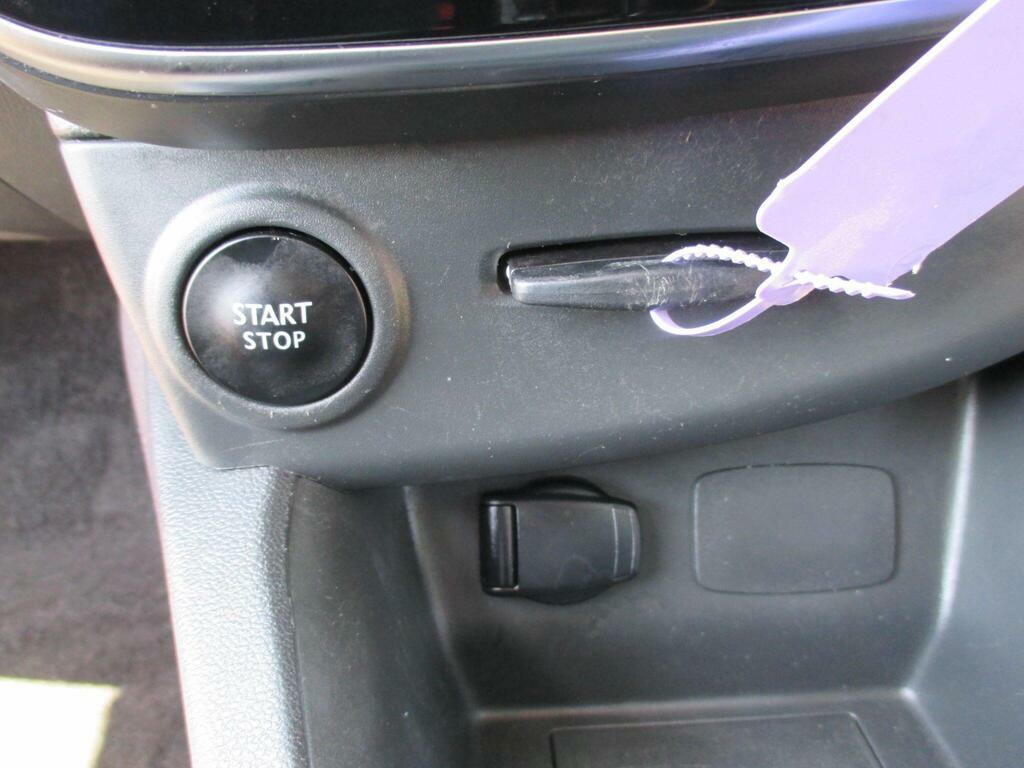 Renault Clio 1.5 Dci 90 Signature Nav Silver #37