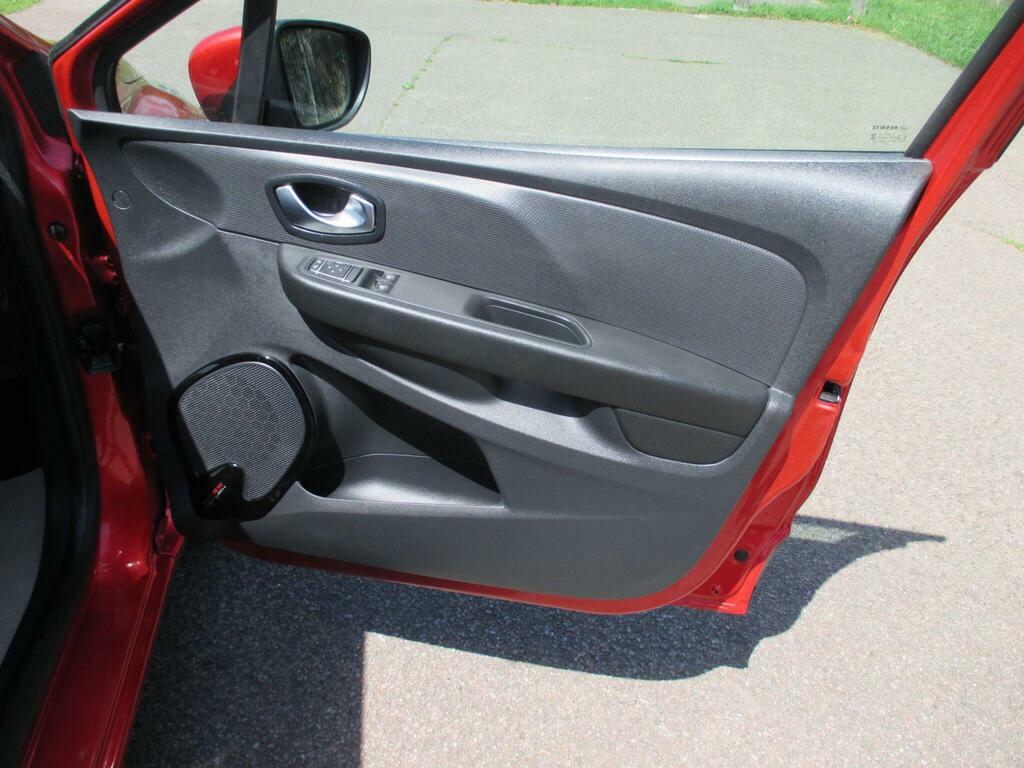 Renault Clio 1.5 Dci 90 Signature Nav Silver #41
