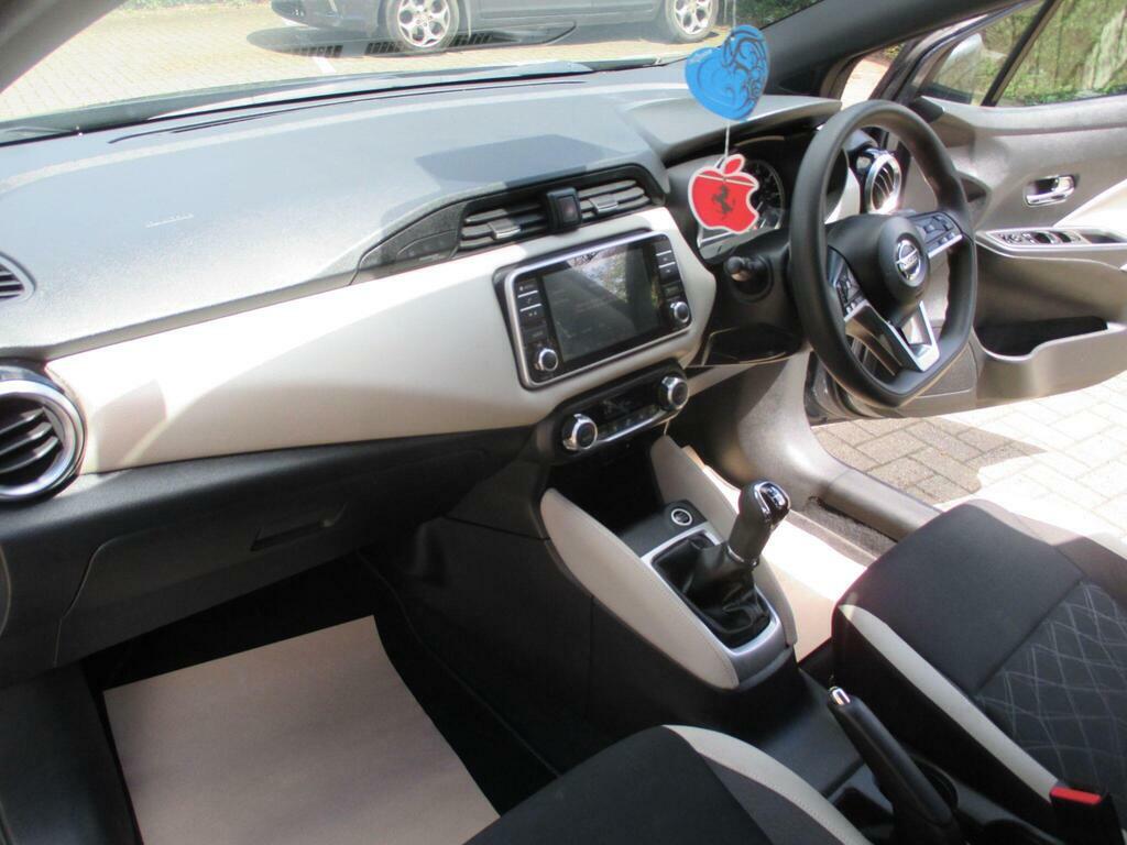 Nissan Micra 1.0 Ig-t 100 Acenta White #16