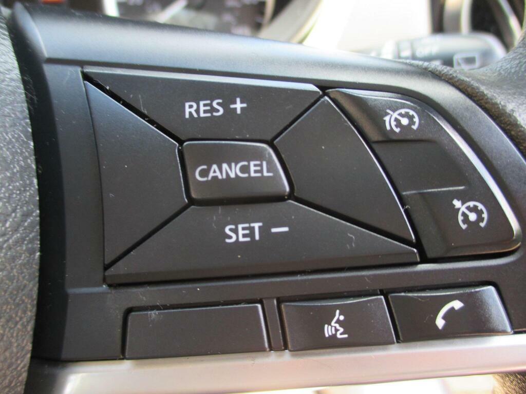Nissan Micra 1.0 Ig-t 100 Acenta White #33