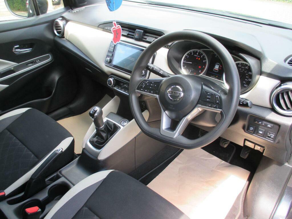 Nissan Micra 1.0 Ig-t 100 Acenta White #17