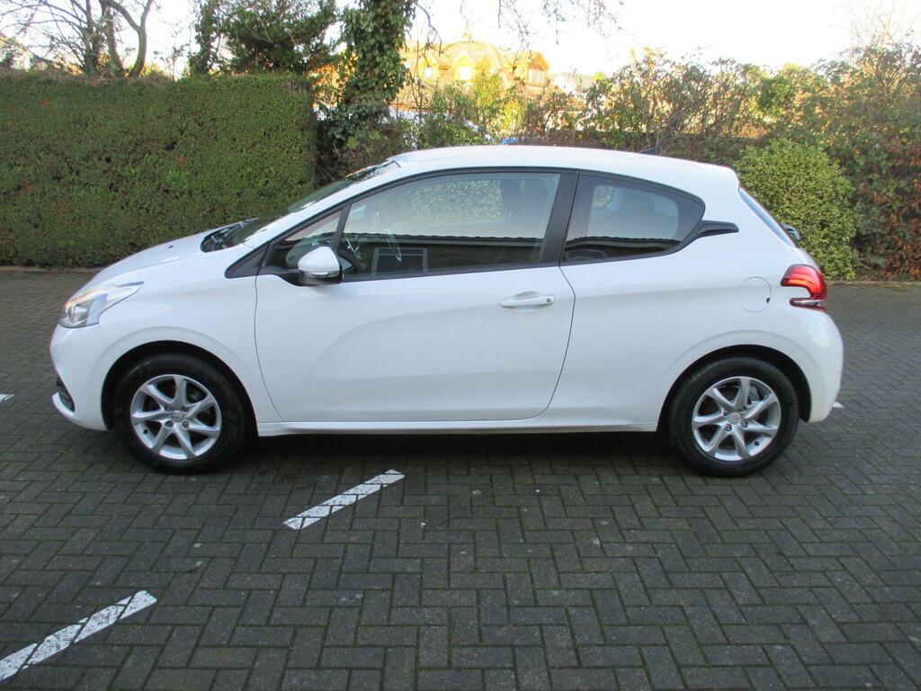 Peugeot 208 Active Orange #7