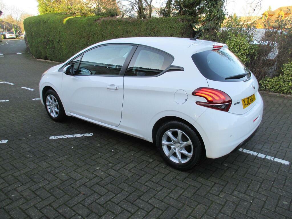 Peugeot 208 Active Orange #8