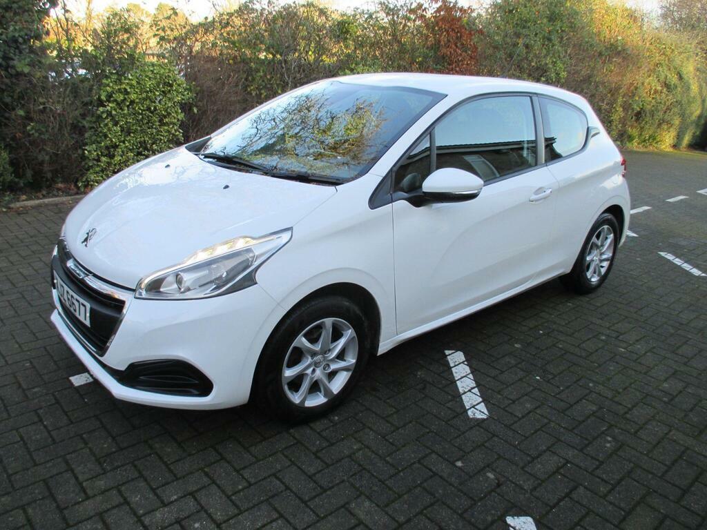 Peugeot 208 1.0 Puretech Active Euro 6 White #2