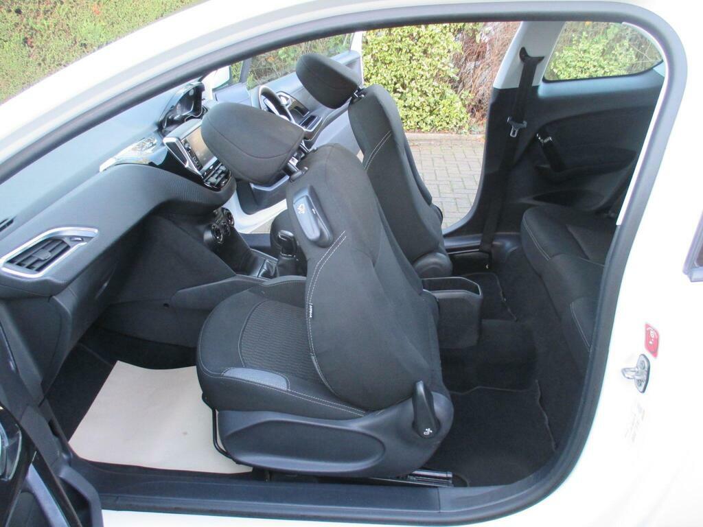 Peugeot 208 Active Orange #26