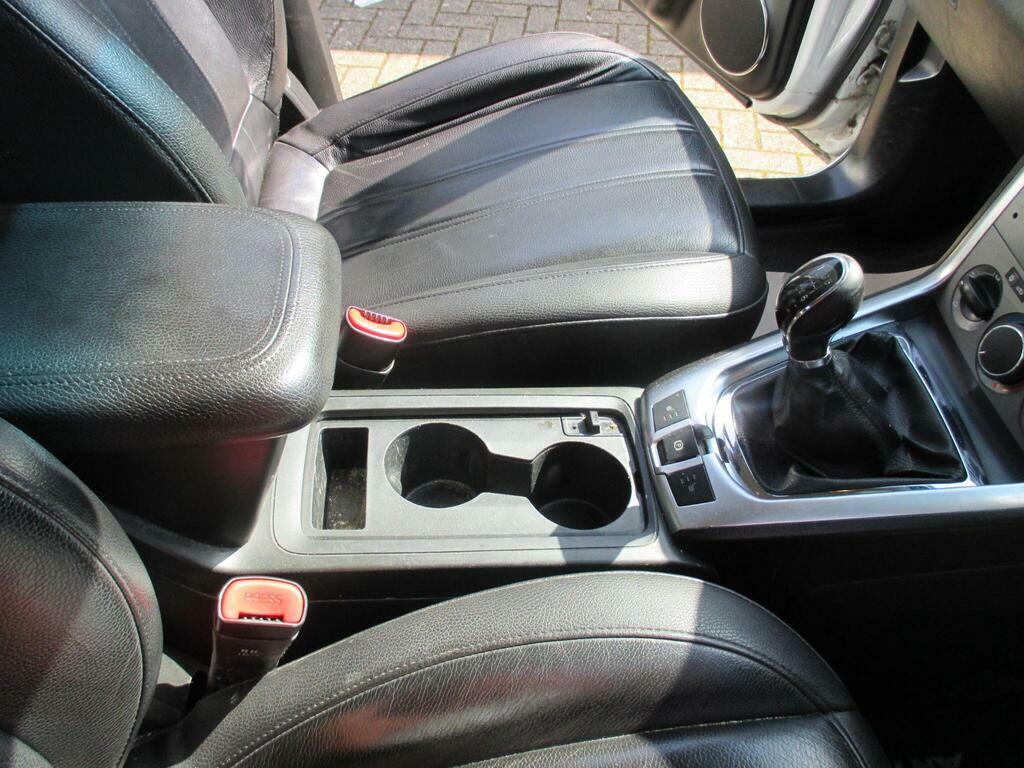 Vauxhall Antara 2.2 Cdti Exclusiv 4Wd Euro 5 Ss Black #40