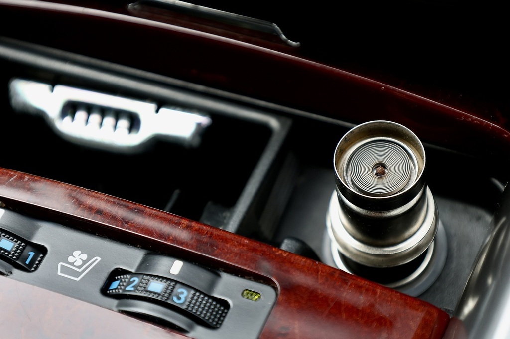 Lexus IS 300H #13