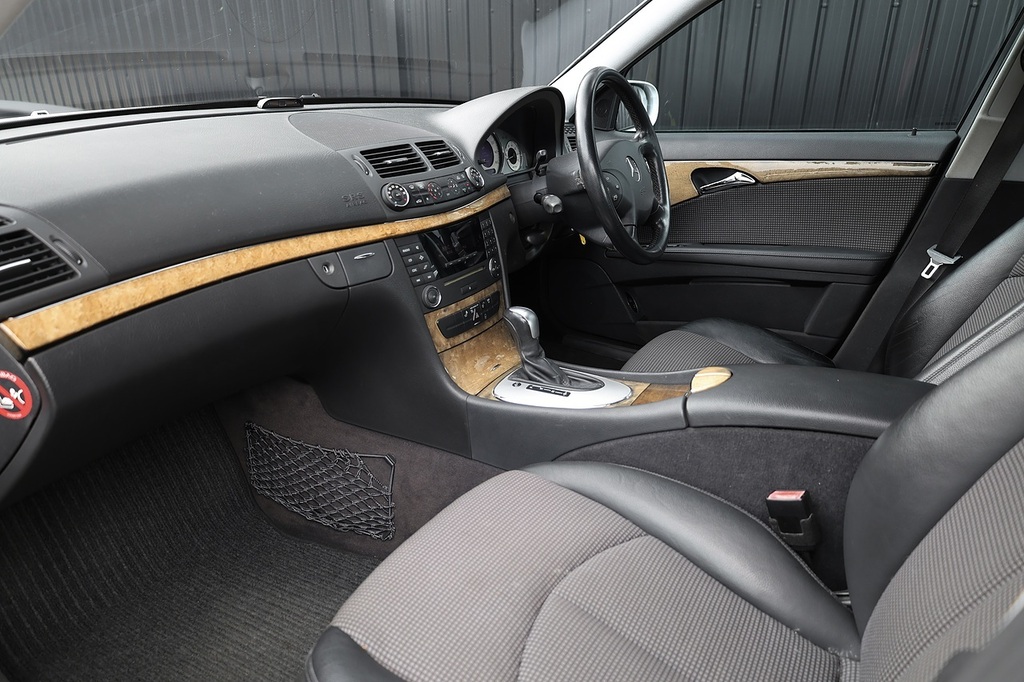 Mercedes-Benz E Class E280 Avantgarde KY06YPV Silver #3