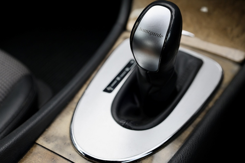 Mercedes-Benz E Class 6.2 E63 Amg G-tronic Black #19