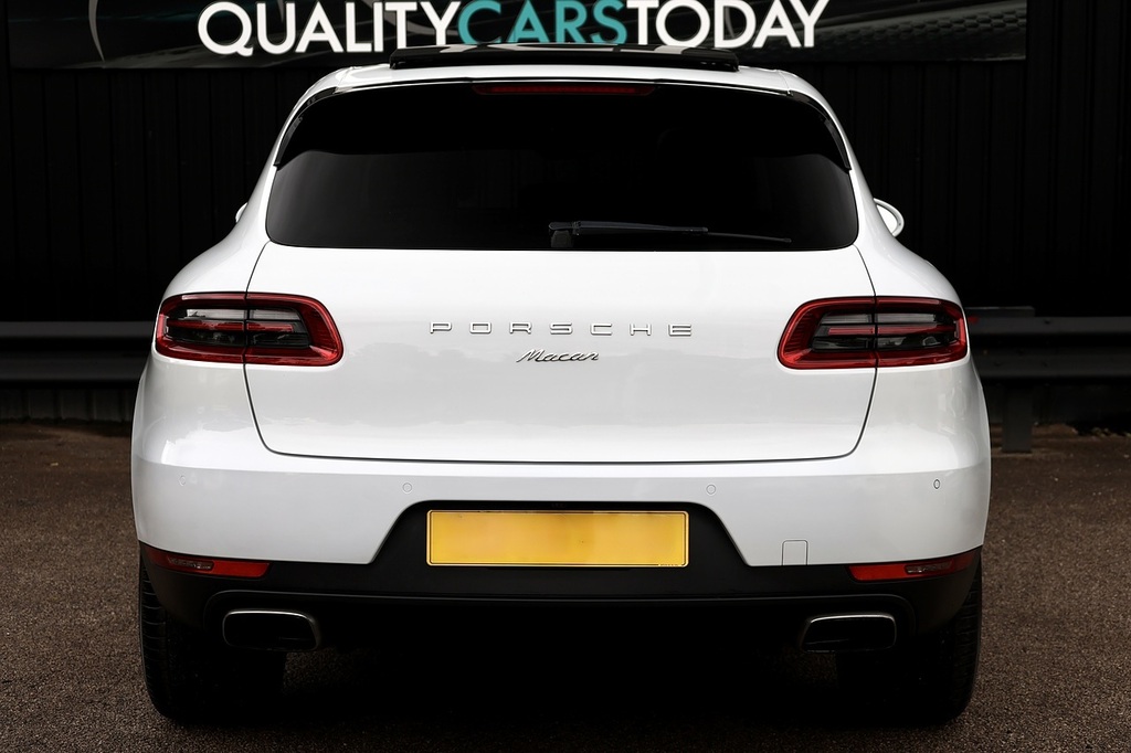 Porsche Macan Macan White #5