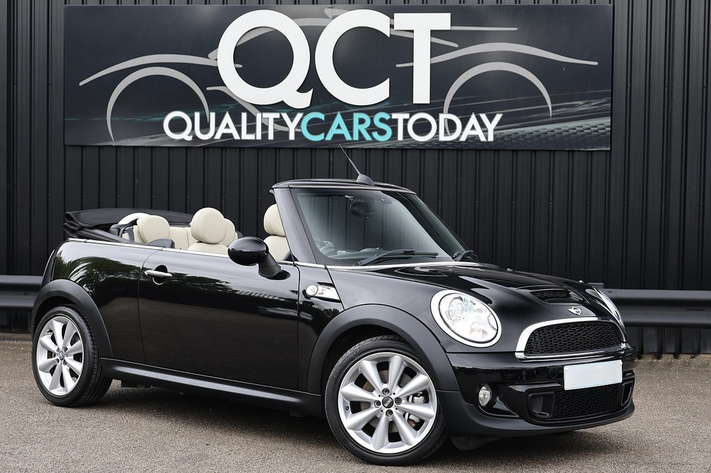 Mini Hatch Cooper S Convertible Black
