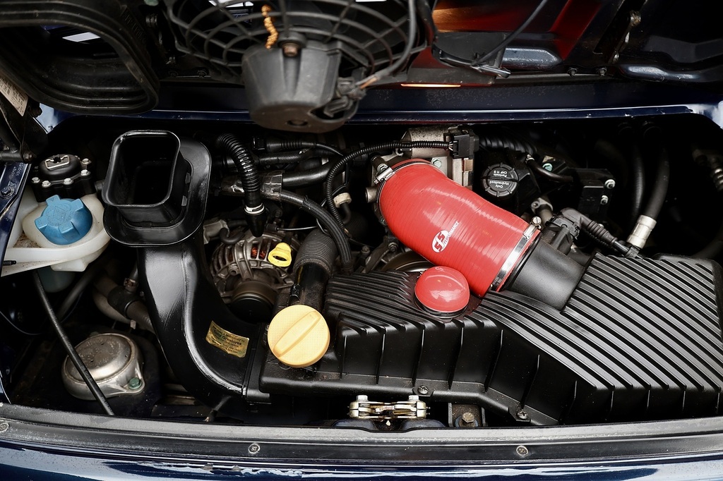 Porsche 911 911 Turbo Red #19