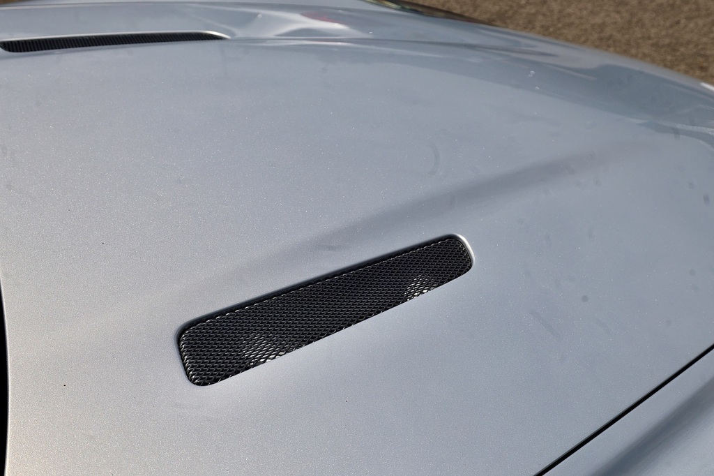 Aston Martin DB9 6.0 V12 Gold #13