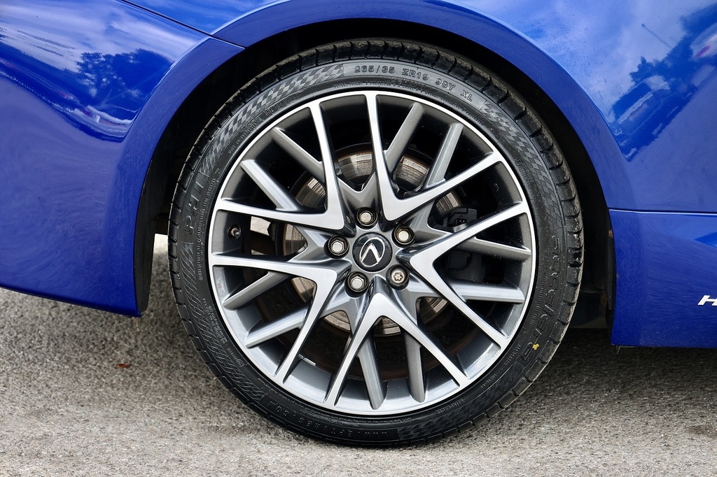Lexus RC F Carbon Orange #35