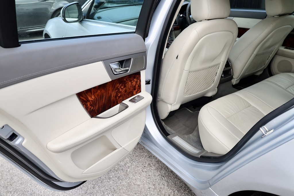 Jaguar XF Xf Grey #32