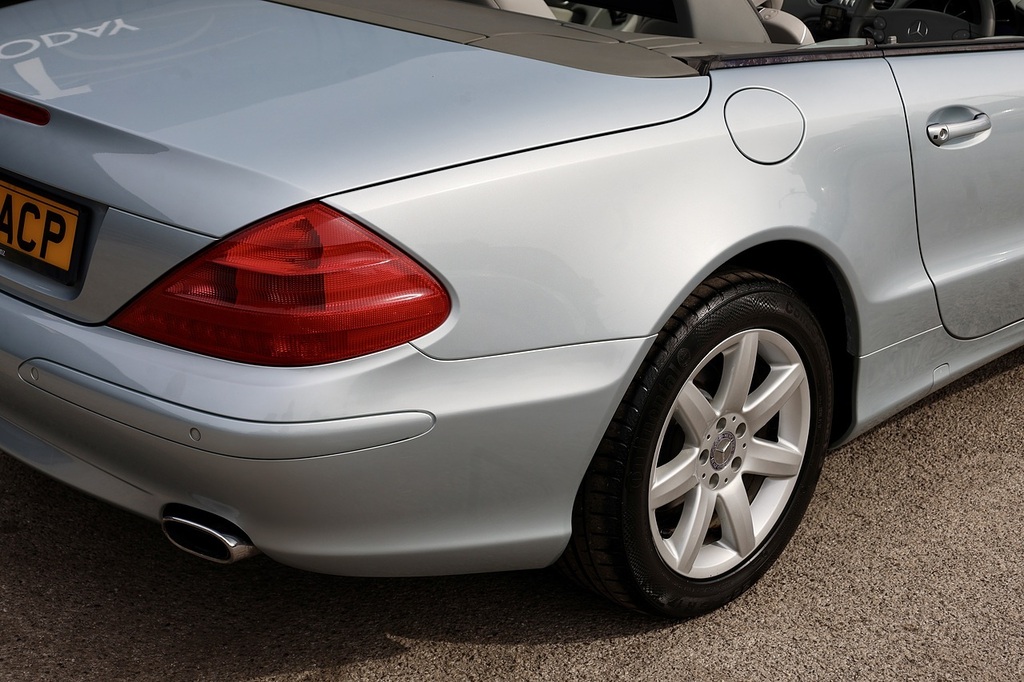 Mercedes-Benz SL Class 5.0 Sl500 Black #28