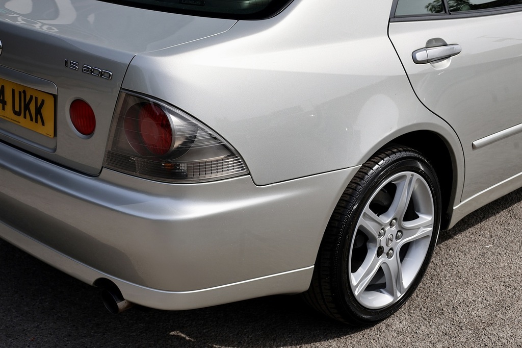 Lexus IS 2004 04 2.0 Blue #21