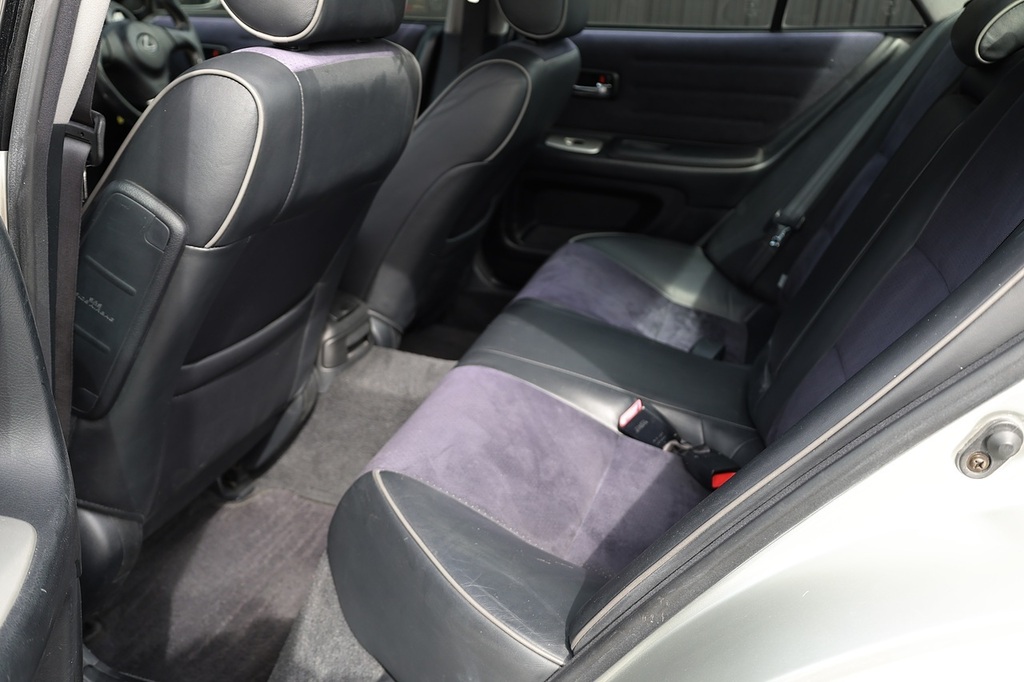 Lexus IS 2004 04 2.0 Blue #14