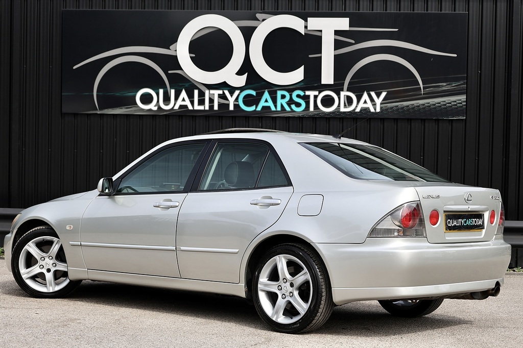 Lexus IS 2004 04 2.0 Blue #12