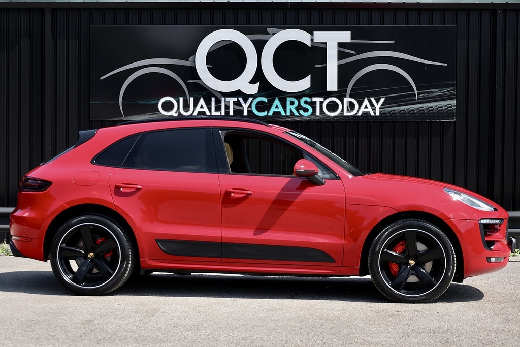 Porsche Macan Macan Gts Red #6