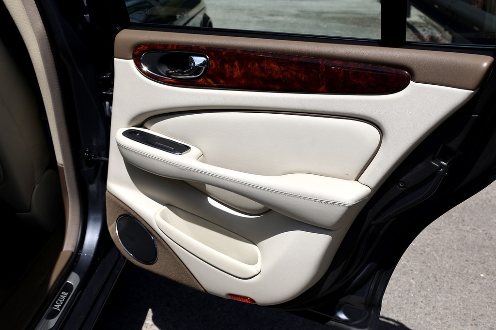 Jaguar XJ 3.6 Xj8 Sport Silver #16