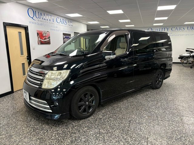 Nissan Elgrand 2.5 Brown
