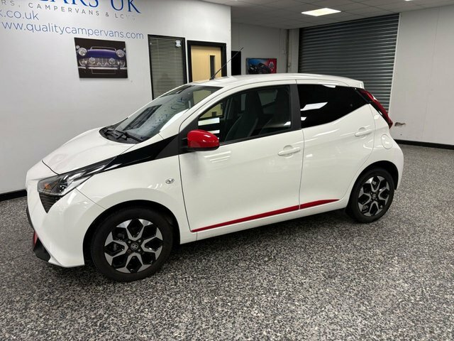 Toyota Aygo 1.0 Vvt-i X-trend Hatchback Euro White #3