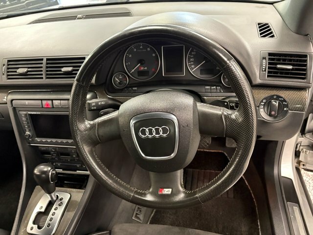 Audi S4 Cabriolet 4.2 Quattro Black #26