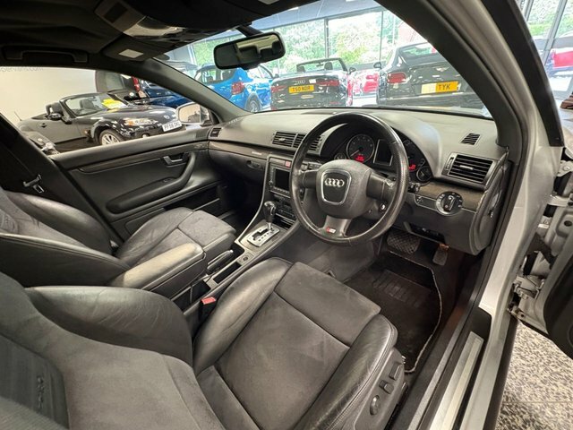 Audi S4 Cabriolet 4.2 Quattro Black #16