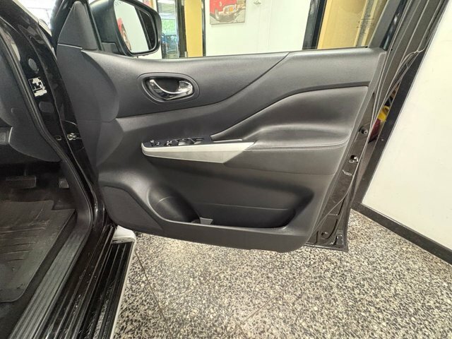 Nissan Navara Dci Tekna White #25
