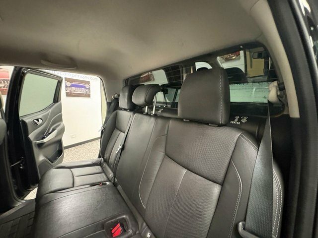 Nissan Navara Dci Tekna White #33