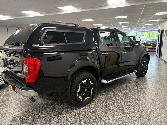 Nissan Navara Dci Tekna White #7