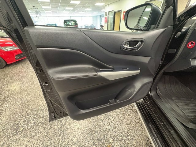 Nissan Navara Dci Tekna White #37