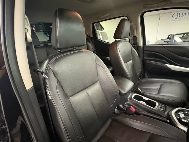 Nissan Navara Dci Tekna White #22
