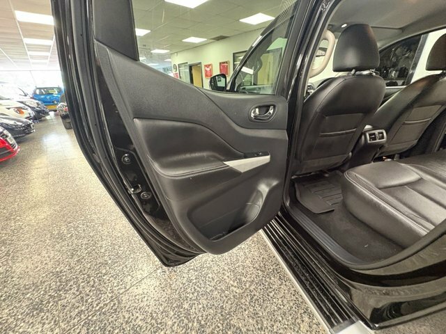 Nissan Navara Dci Tekna White #34