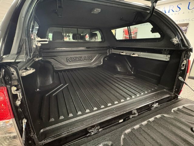 Nissan Navara Dci Tekna White #15