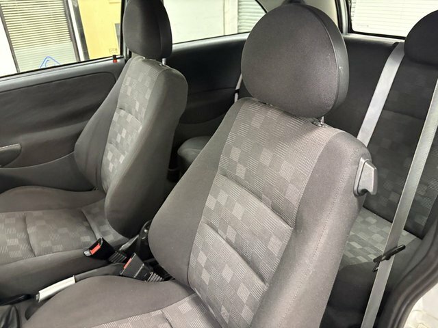 Vauxhall Corsa 1.2I 16V Design Silver #18