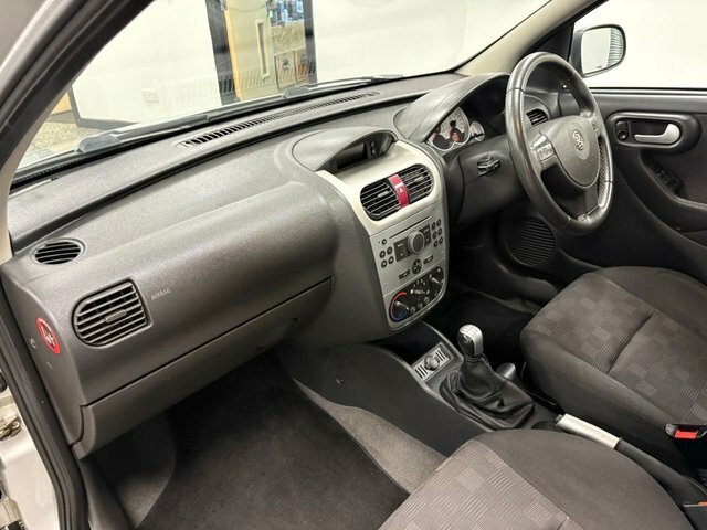 Vauxhall Corsa 1.2I 16V Design Silver #22