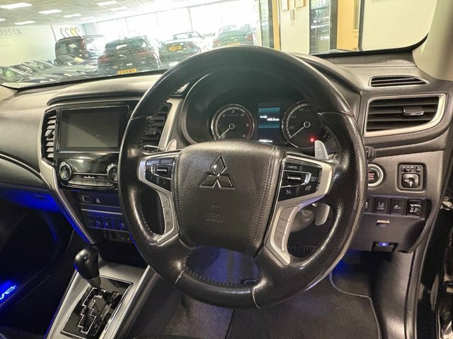 Mitsubishi L200 Mitsubishi L200 Warrior Red #28